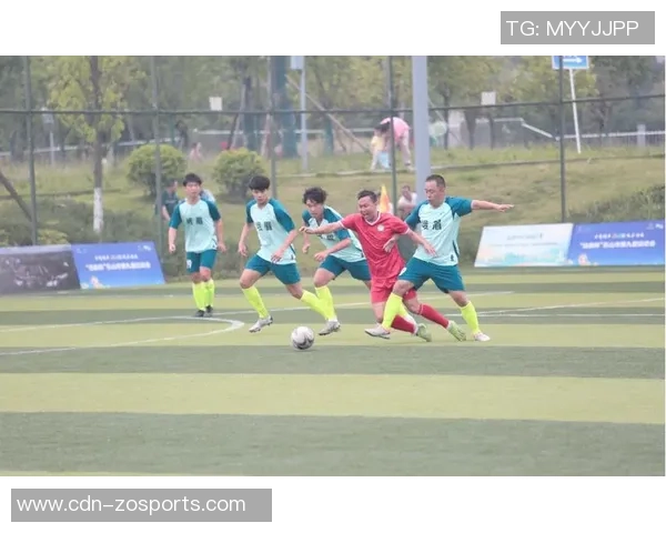 足球社团组建计划探索如何吸引更多热爱足球的学生参与和发展团队合作精神